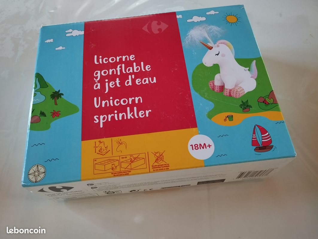 Licorne gonflable (image 1)