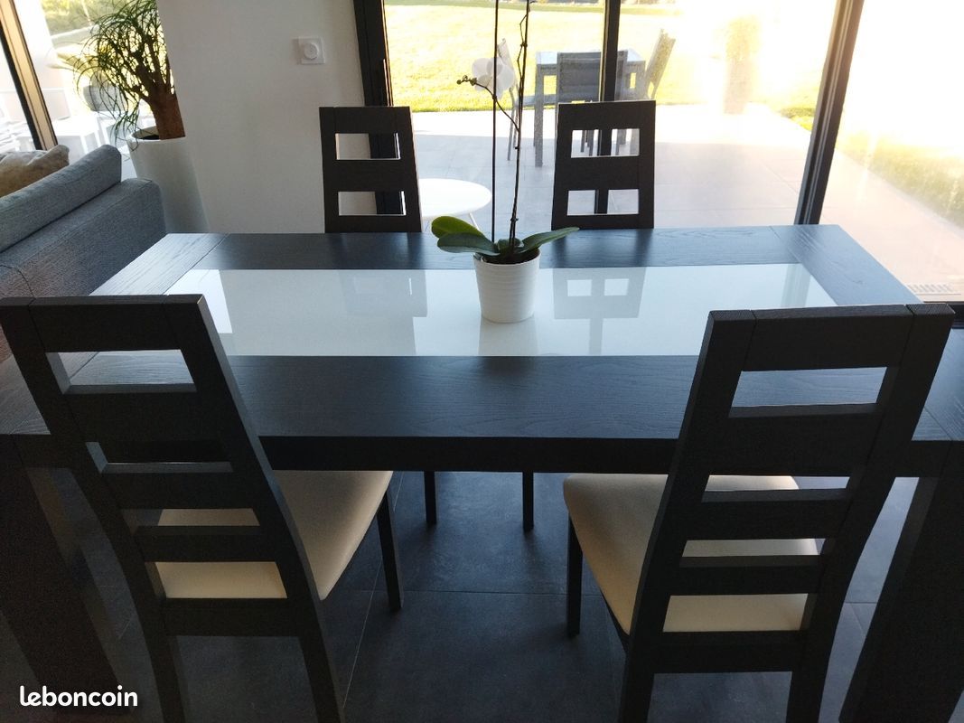 Table de salle à manger (image 1)