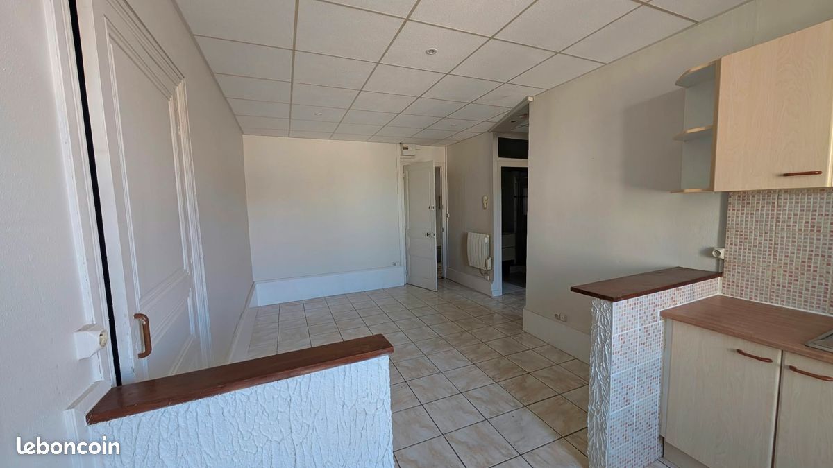 Appartement 2 pièces 37 m² · à Saint-Laurent-sur-Saône · 37 m² · 400 €/mois