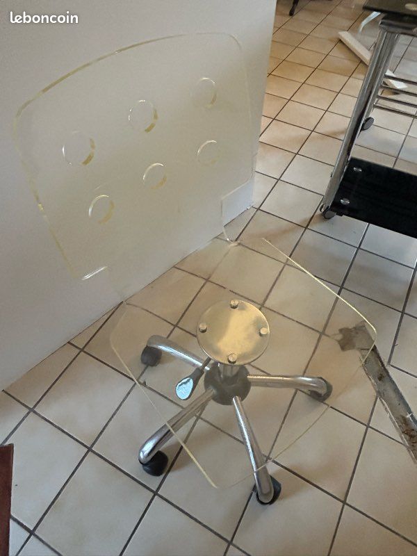 Chaise de bureau plexiglas (image 1)