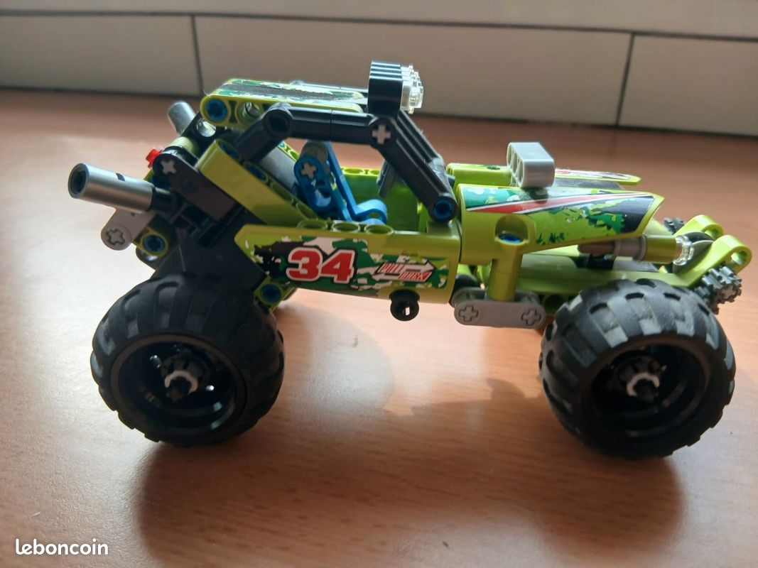 Voiture lego technic 2 (image 2)