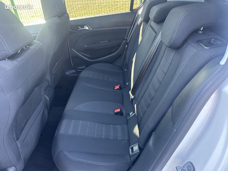 Peugeot 308 1.2 PURETECH 130CH ALLURE S&S 5P (image 10)