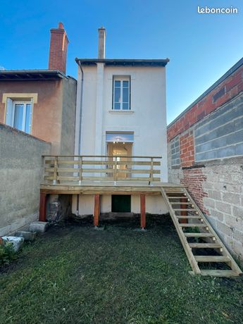 Maison avec jardin et terrasse