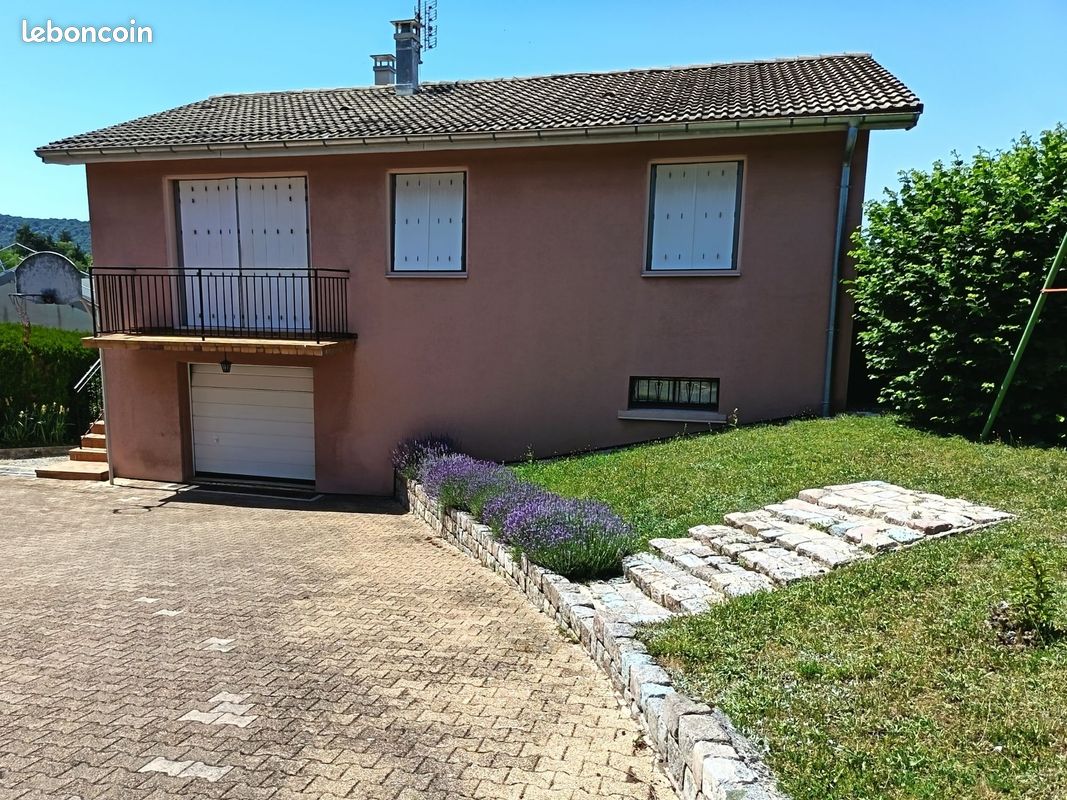 Maison 4 pièces 82 m² · à Oyonnax · 82 m² · 209 000 €