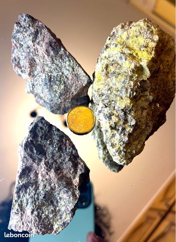 Autunite pierre uv (image 7)