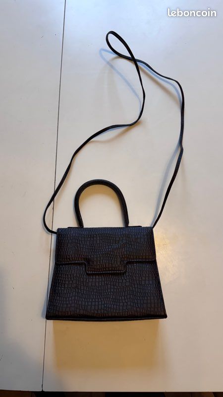 Sac à main / pochette Charles Jourdan (image 5)
