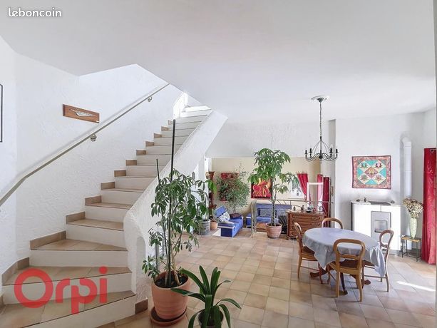 Villa 5 pièces 136 m²