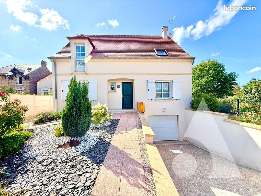 Maison 6 pièces 140 m² · à Lacroix-Saint-Ouen · 140 m² · 410 000 €