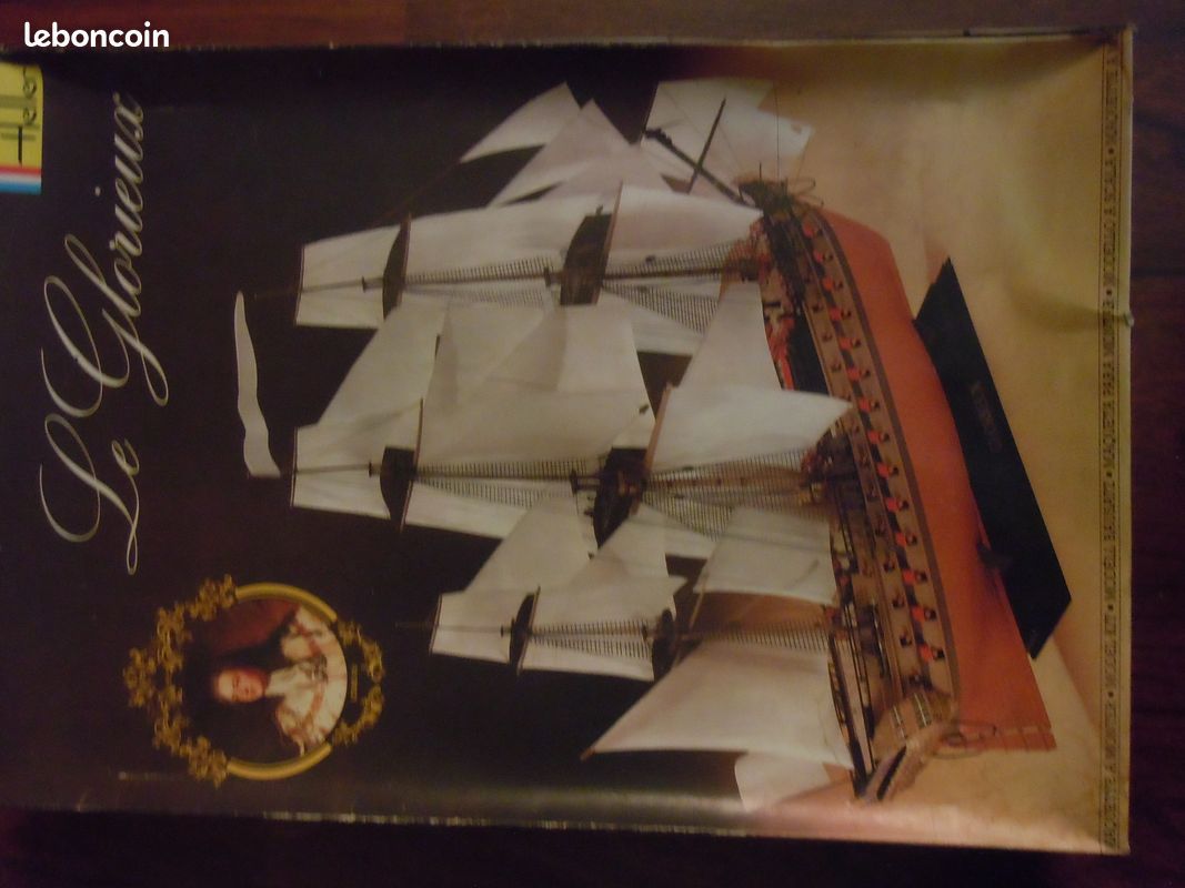 Maquette Heller Le Glorieux échelle 1/150 (image 1)