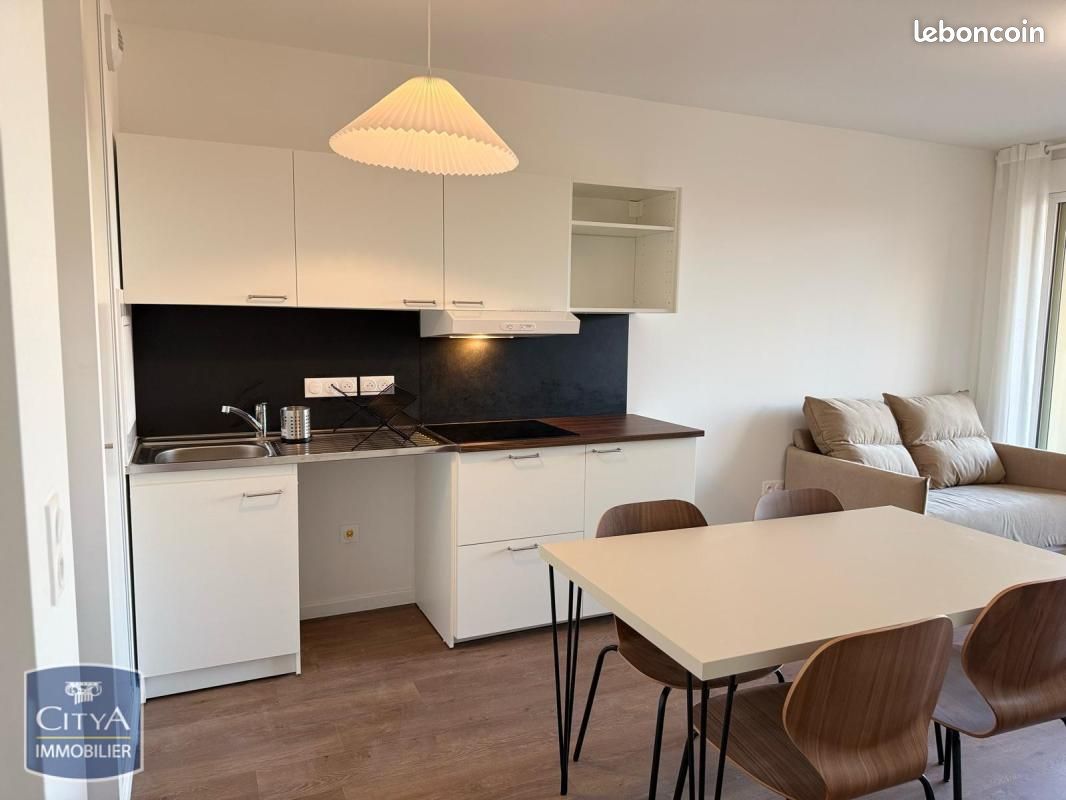 Appartement 2 pièces 50 m² · à La Courneuve · 50 m² · 1 100 €