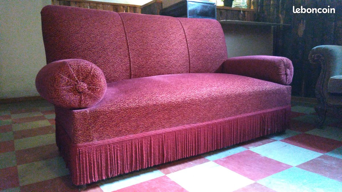 Canapé rouge (image 4)