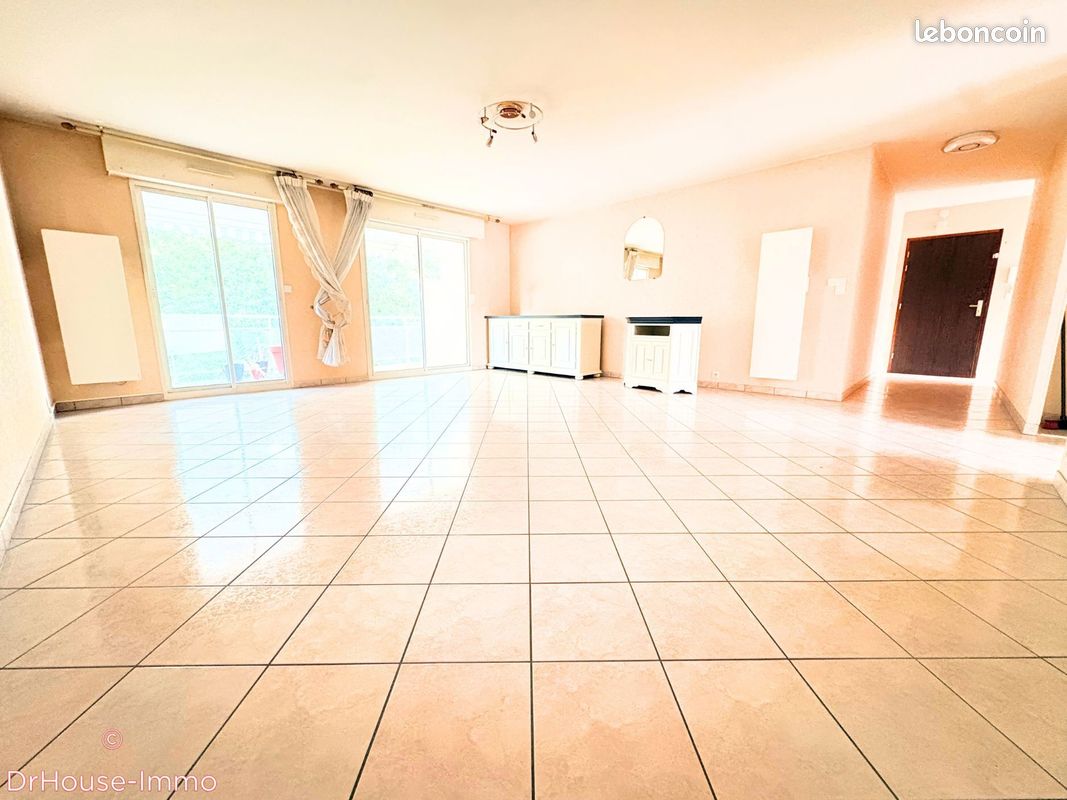 Appartement 3 pièces 93 m² · à Saint-Nazaire · 93 m² · 219 000 €