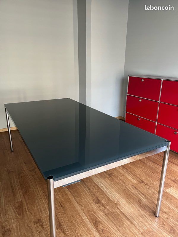À vendre grand bureau de marque USM en parfait état (image 6)