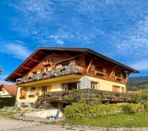 Maison 8 pièces 312 m² · à Cluses · 312 m² · 300 000 €
