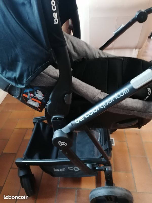 Ensemble poussette / cosi / base voiture (image 3)