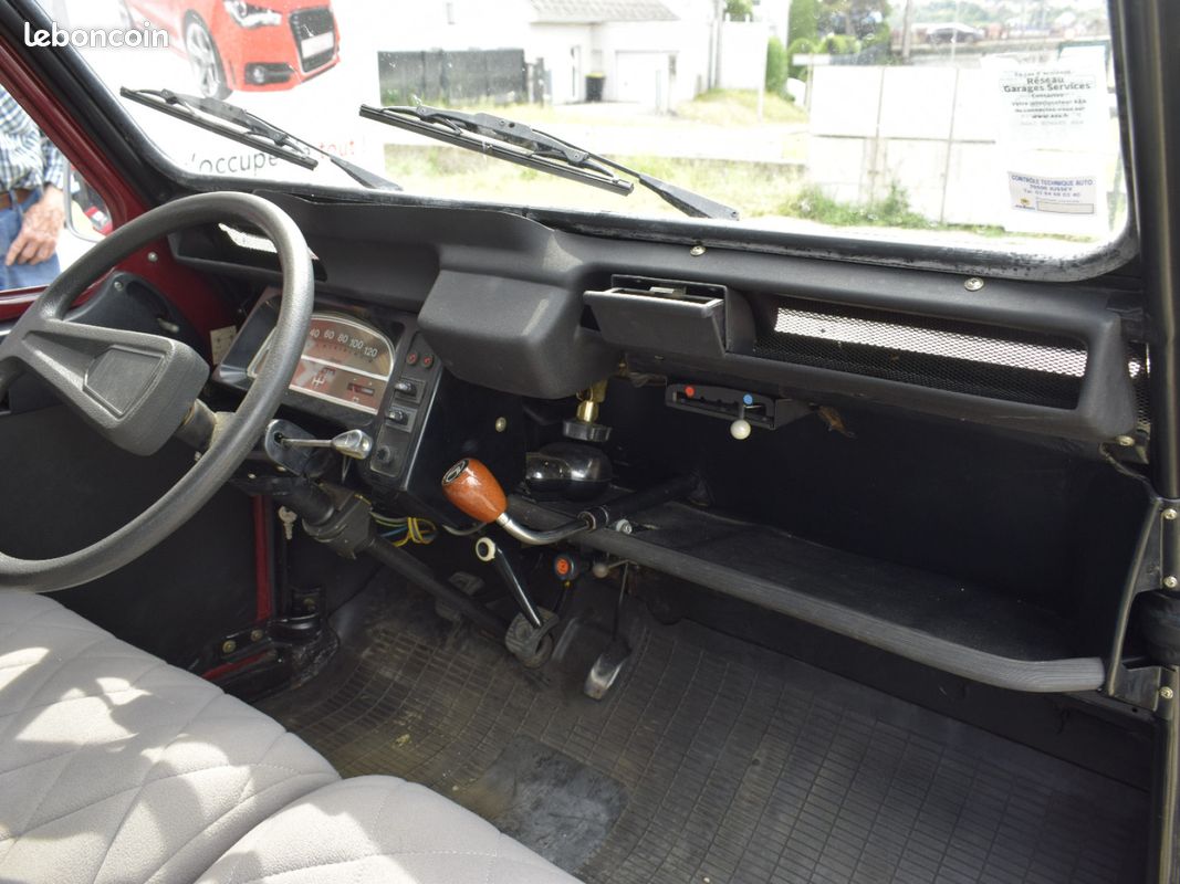 Citroen 2 CV 6 Charlestone (image 20)