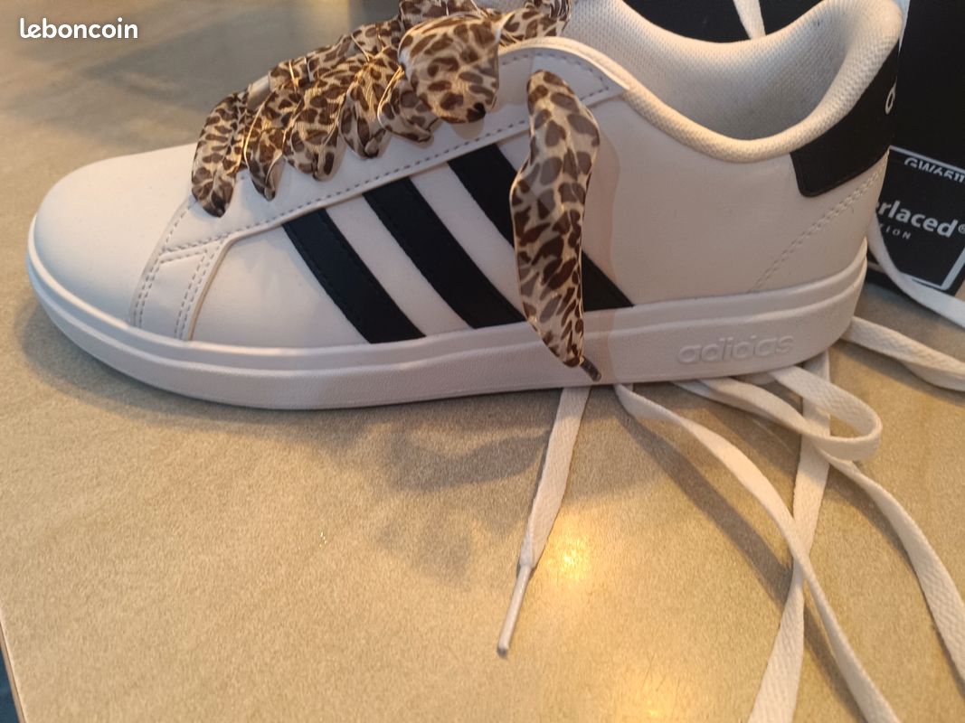 Sneakers / baskets femme adidas léopard 39 neuf (image 1)