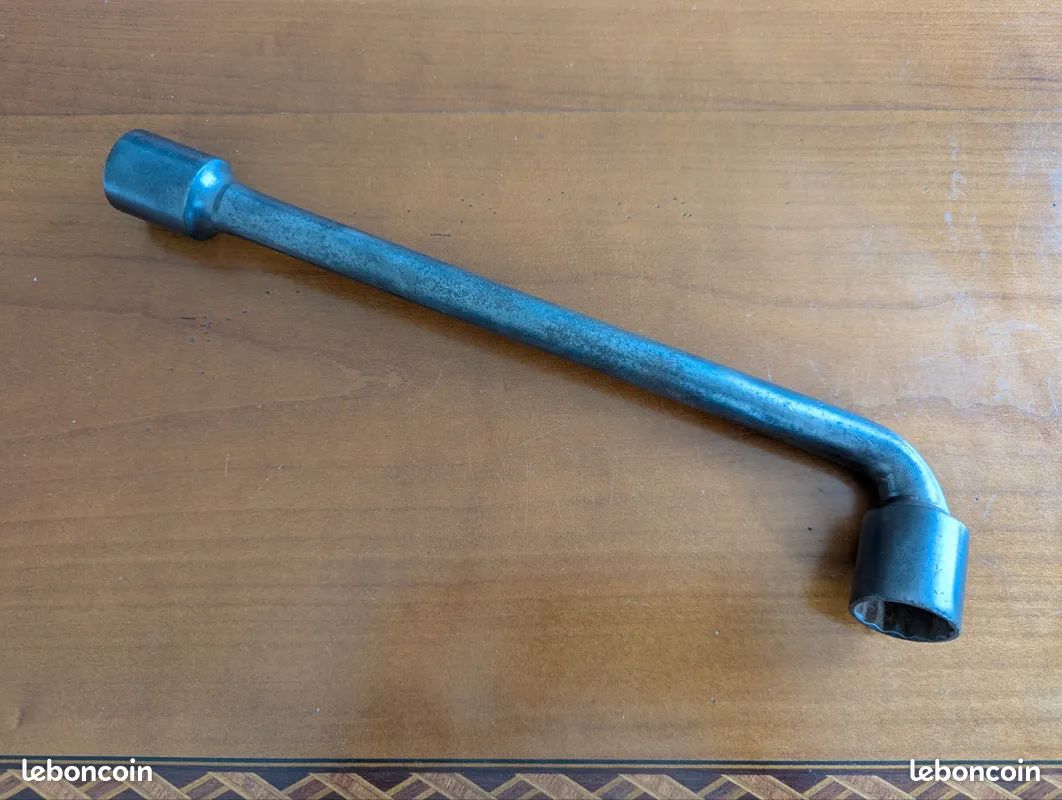 Facom - Clé à pipe vintage - Défaut de fabrication (image 2)