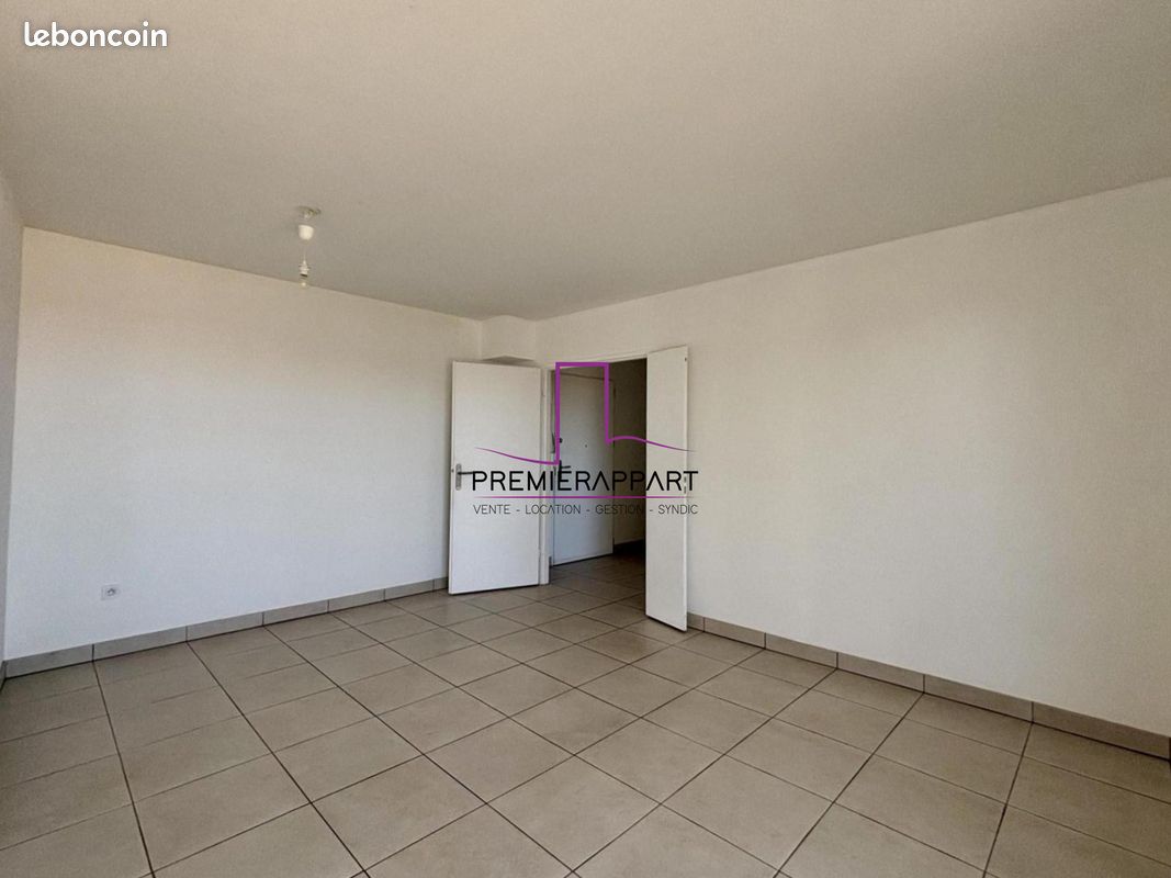 Appartement a louer houilles - 3 pièce(s) - 63 m2 - Surfyn