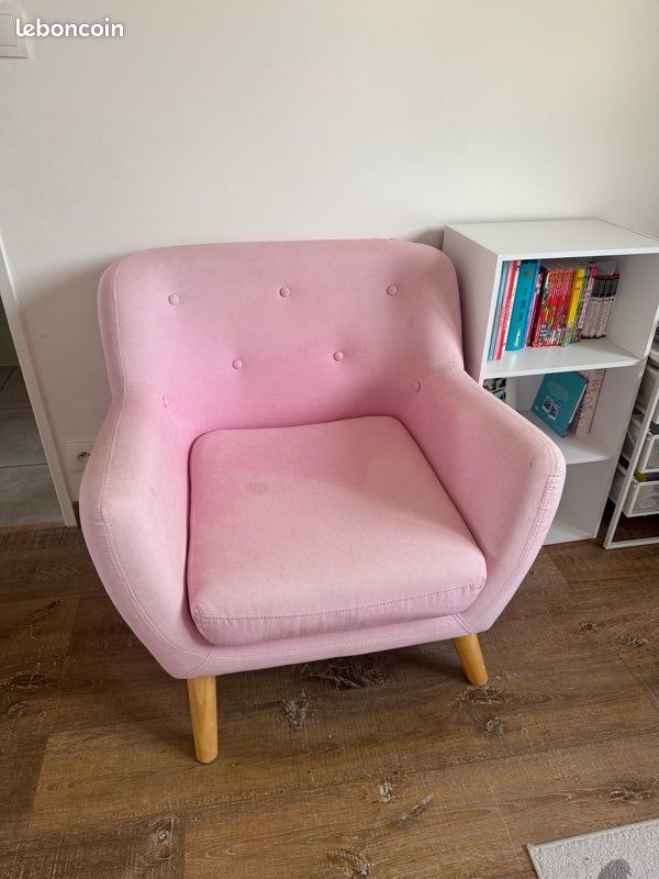 Fauteuil, rose (image 1)