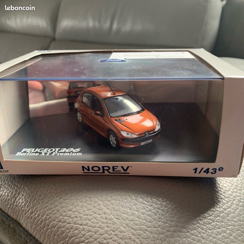 Peugeot 206 Berline 1/43 - Modèle Exclusivité CAMP - Collection Miniature