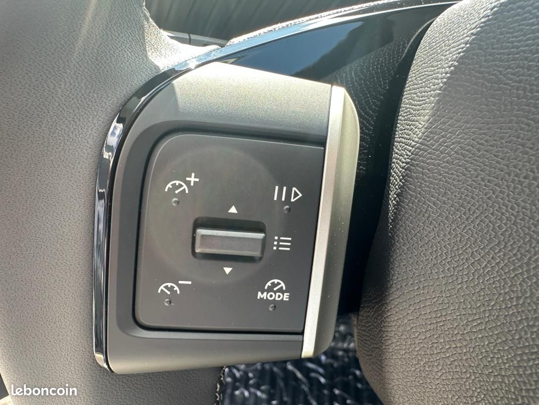 Citroën C3 Aircross Hybride 145 ch Aut Max (image 14)