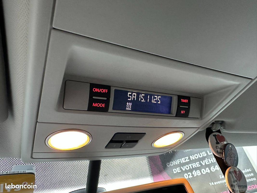 VOLKSWAGEN MULTIVAN 2.0 BiTDI 180 FAP Match DSG7 / DISTRIBUTION FAITE / PNEUS AV NEUFS (image 33)