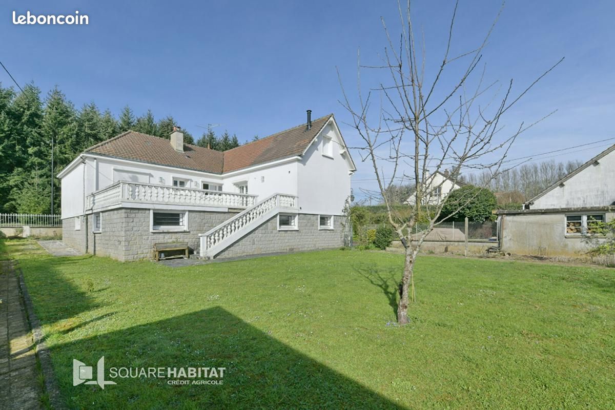 Maison 8 pièces 182 m² · à Damigny · 182 m² · 187 750 €