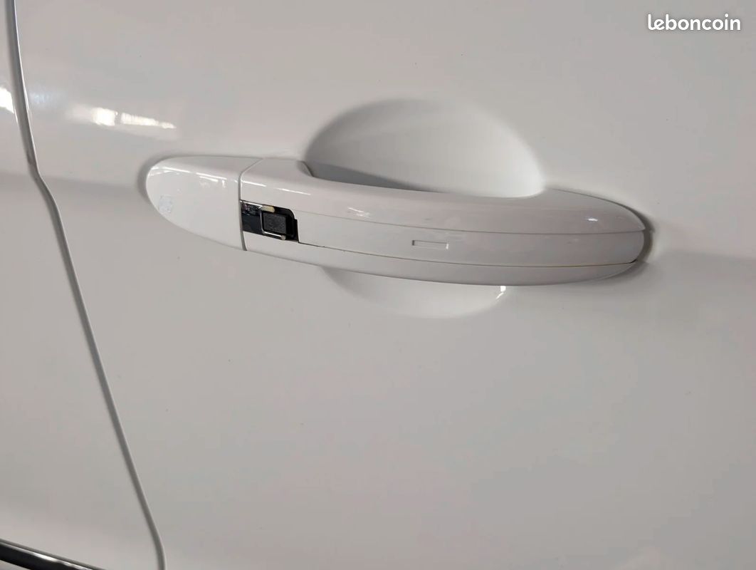 FORD GALAXY II 2.2 TDCI 200 FAP Titanium 7 places (image 44)