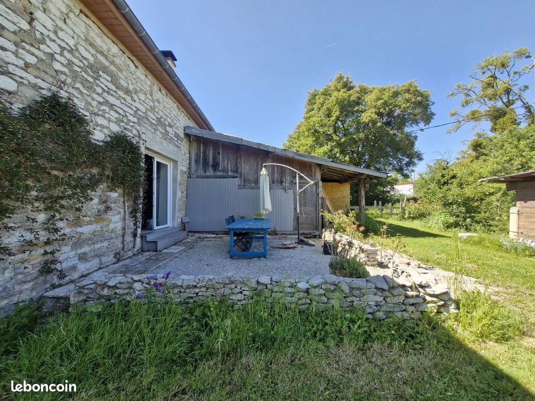 Maison 7 pièces 220 m² · à Arbois · 220 m² · 260 000 €
