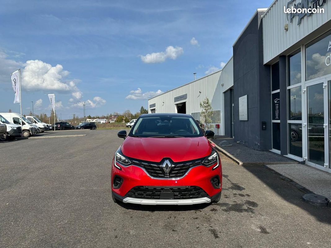 RENAULT CAPTUR 1.3 TCe 140 II Techno (image 3)