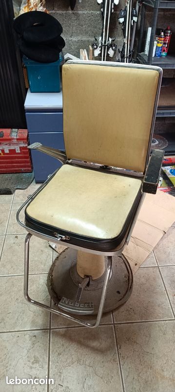 Fauteuil coiffeur (image 1)