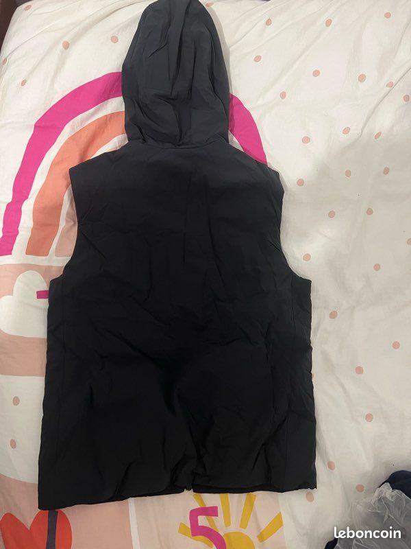 Veste à capuche, sans manches Lacoste, taille 50 Vêtements