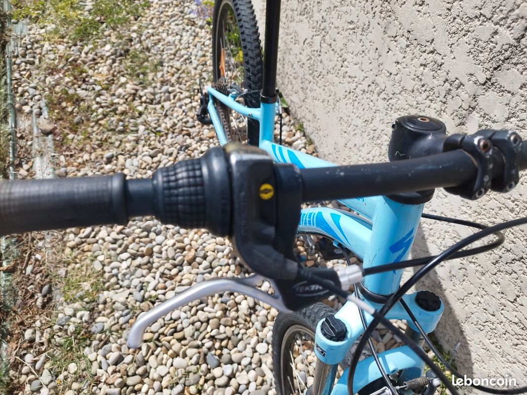 Vélo VTT Hotrock Specialized 24 pouces (image 14)