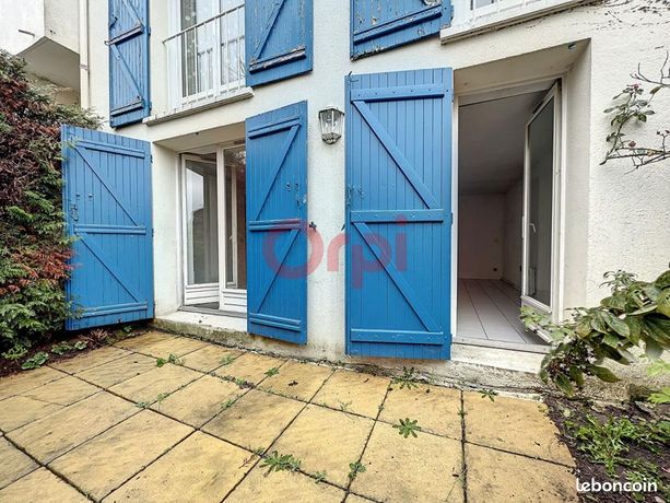 Studio 1 pièce 40 m²