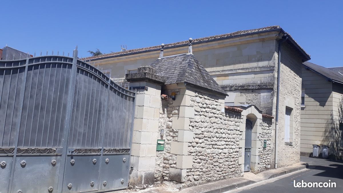 Maison 8 pièces 280 m² · à Loudun · 280 m² · 290 000 €