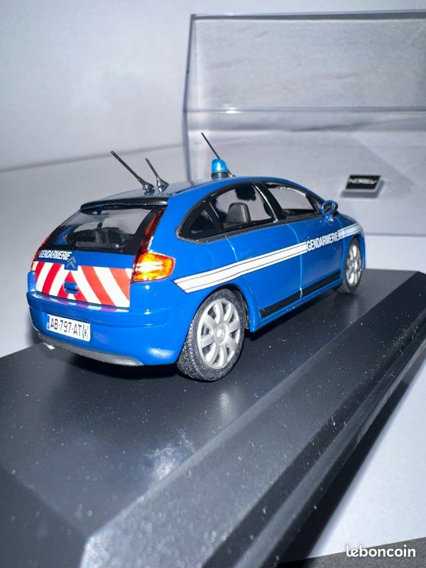 Miniature Citroën C4 Berline 1/43 Par Norev – Modèle D'occasion, Années 2004/2005
