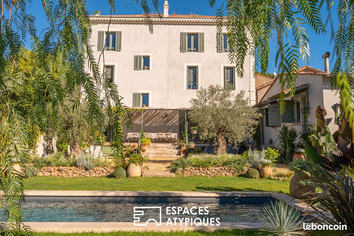 Maison 9 pièces 270 m² · à La Motte · 270 m² · 1 495 000 €