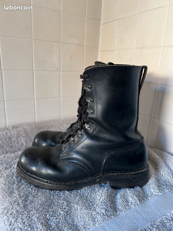 BOTTES MILITAIRES LONGUES CUIR ROUGE VIN – SEMELLE CAOUTCHOUC – STYLE WESTERN