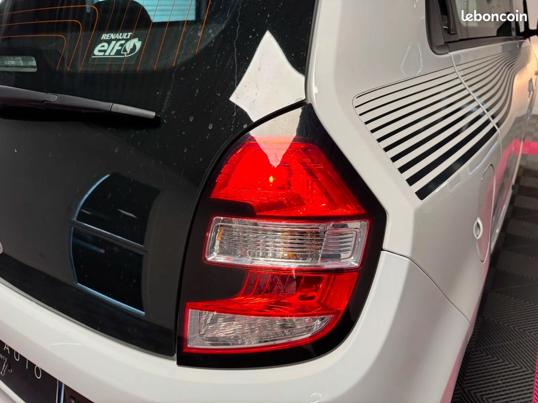 RENAULT TWINGO III 1.0 SCe 70 E6C Limited / REGULATEUR / BLUETOOTH / SUIVI RENAULT (image 28)