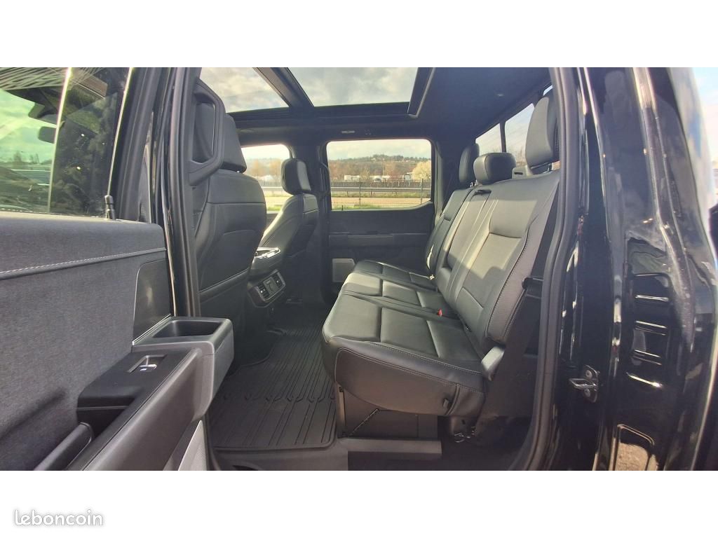 FORD F150 Supercrew LARIAT Black Package V8 5.0L (image 17)