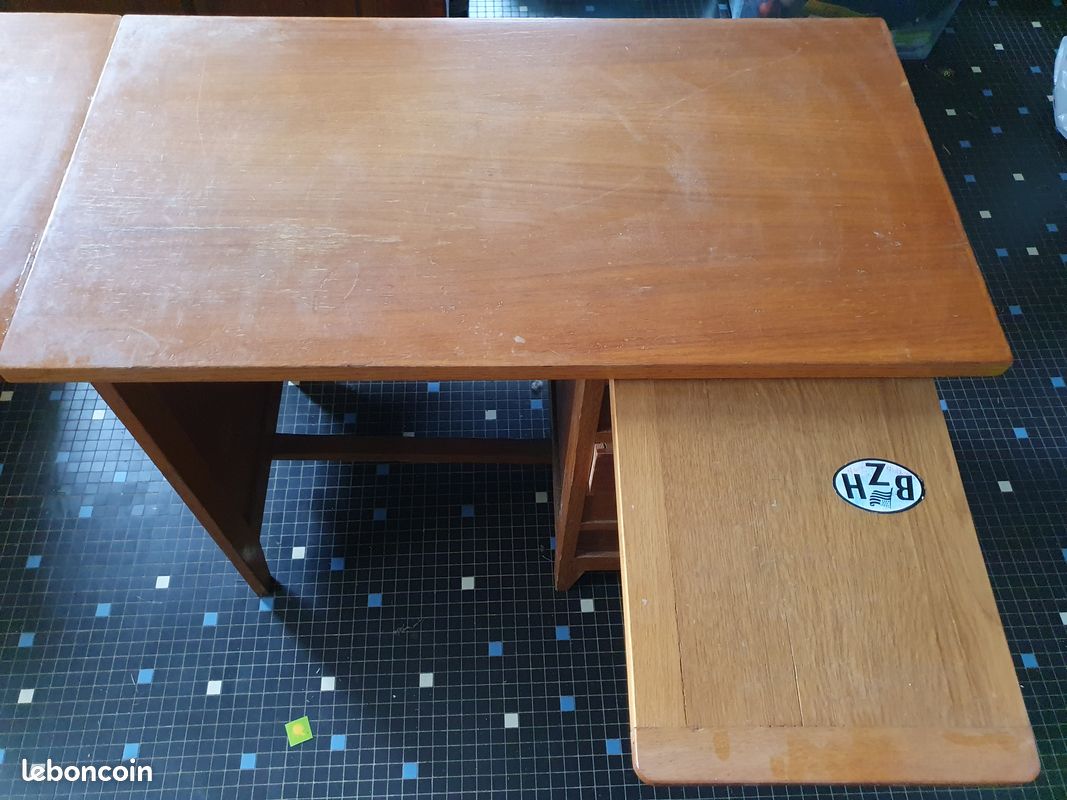 Bureau en bois pour enfant (image 4)