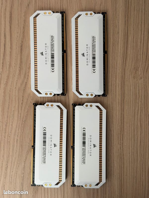 Comparer les prix : Corsair Dominator Platinum RGB 32Go (4x8Go) DDR4