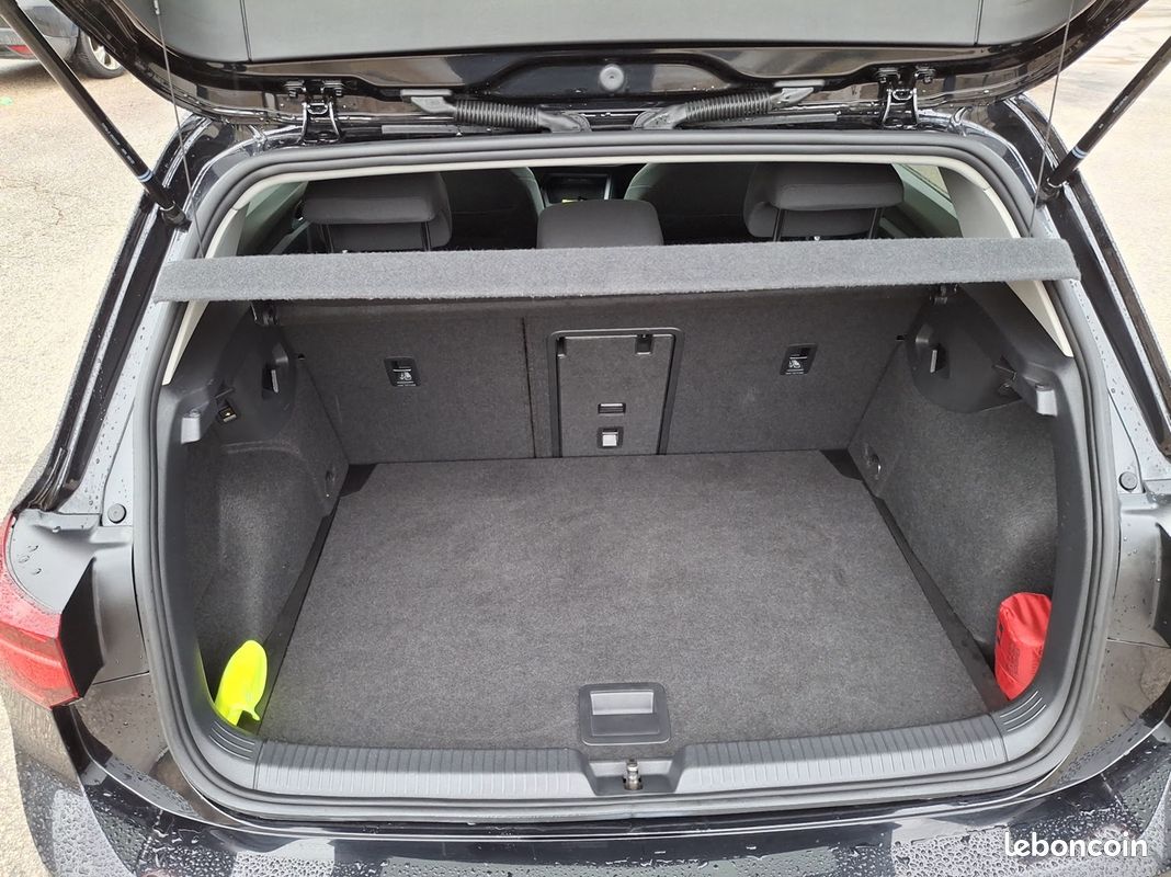 Volkswagen GOLF VIII 2.0 TDI SCR 150CH ACTIVE DSG7 (image 10)