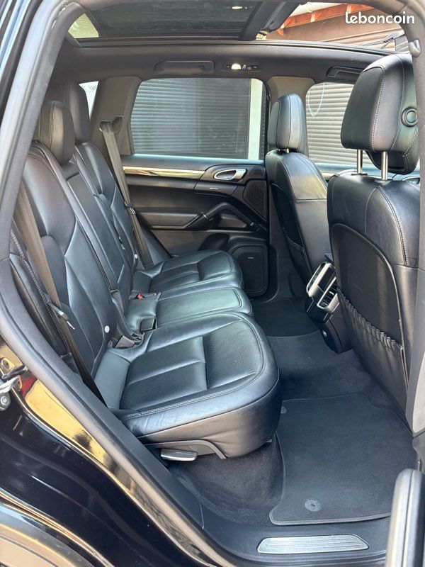 Porsche cayenne 958.2 – 3.0 v6 d 262 ch – pasm – pdls – bose – to - jantes 21“ - cuir étendu – attelage électrique – 134 000 km (image 8)