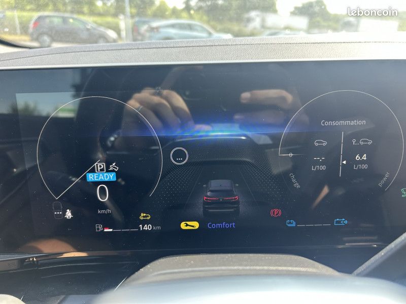 Renault AUSTRAL 1.2 E-TECH FULL HYBRID 200CH ICONIC ESPRIT ALPINE- 23 (image 13)