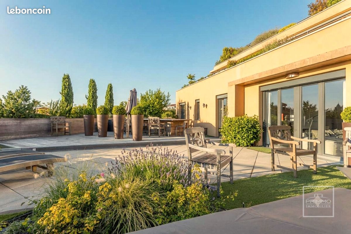 Appartement 4 pièces 149 m² · à Saint-Didier-au-Mont-d'Or · 149 m² · 1 250 000 €