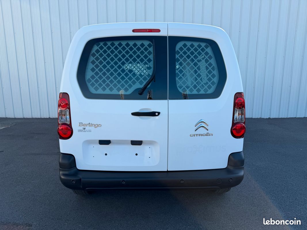 Citroën Berlingo Van 650kg BlueHDI 75 (image 4)