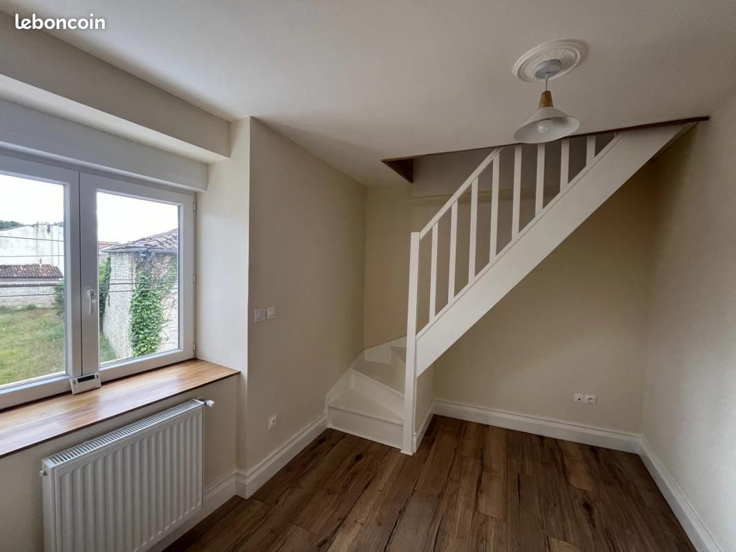 Maison 83 m² Aigre - Aigre 16140 (image principale 8)