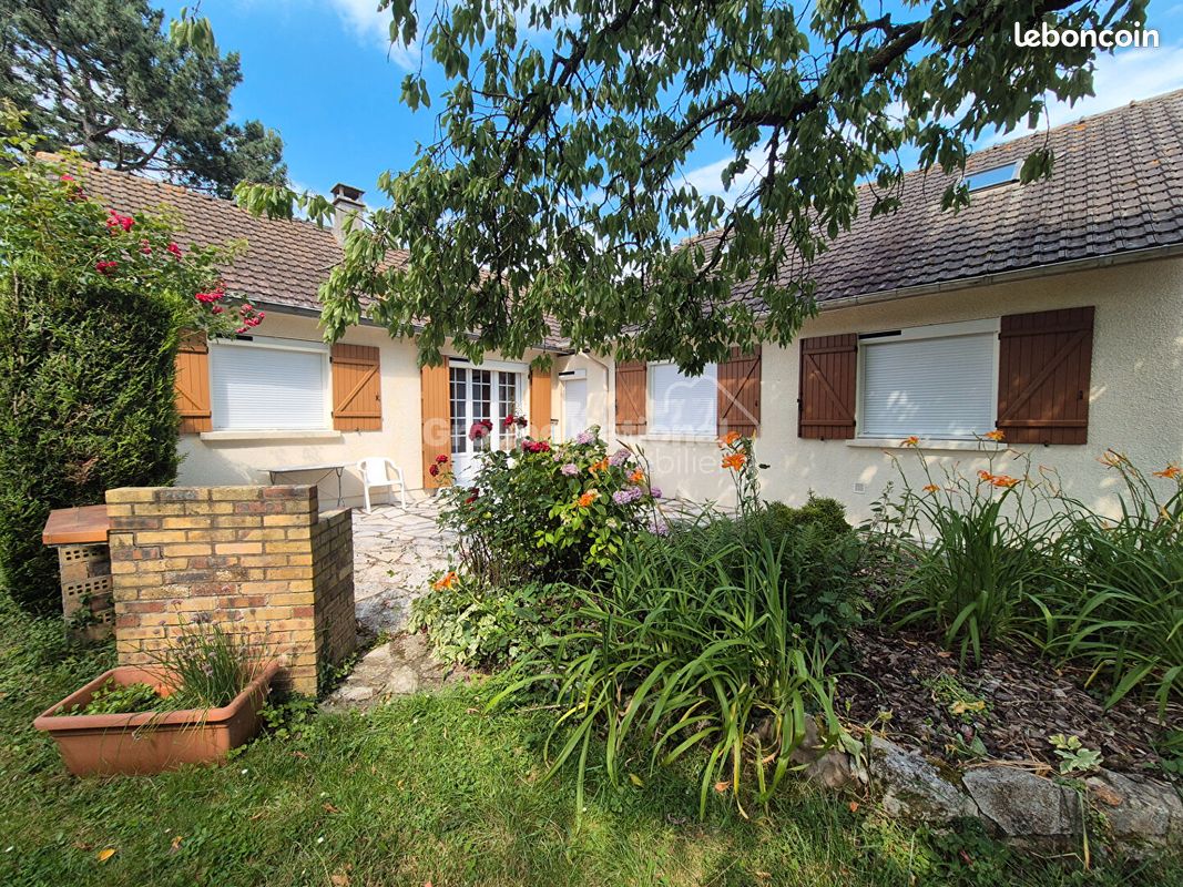 Maison 6 pièces 117 m² · à Amblainville · 117 m² · 274 000 €